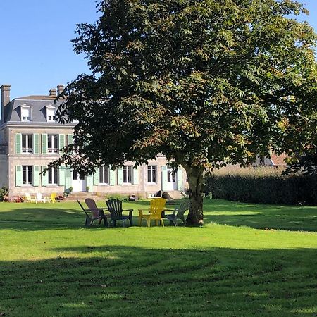 L'Appart De La Maison Du Hommeel Gratot Exterior photo
